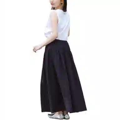 UNIQLO x Anya Hindmarch SS25 T