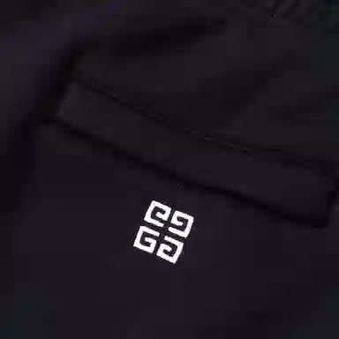 GIVENCHY SS22 Logo