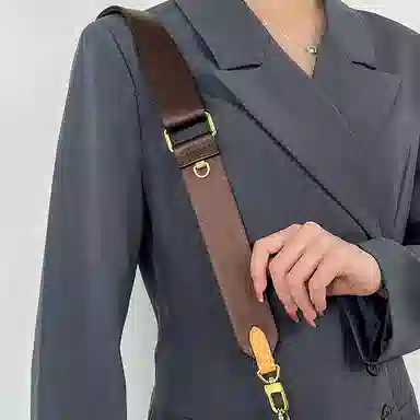 Luxury Artisan Workshop Model 26 Toiletry Bag