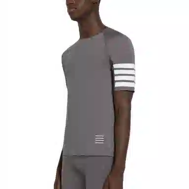 THOM BROWNE T