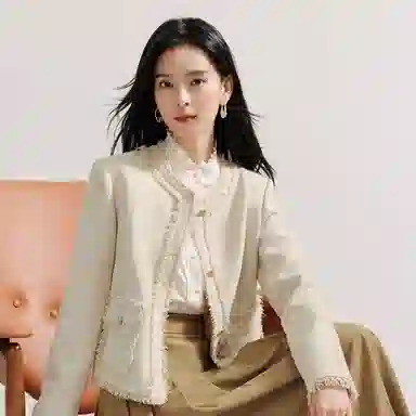 茵曼 优雅小香风短款外套毛边圆领长袖截短外套 女款