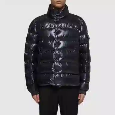 Moncler Lule