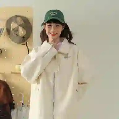 LIVINGTOWN cleanfitLOGO