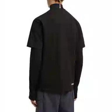 Moncler T