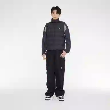 MLB 23FW Yankees Down Vest Black