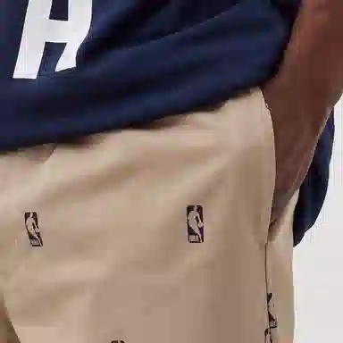 Nike Team 31 Courtside Khaki