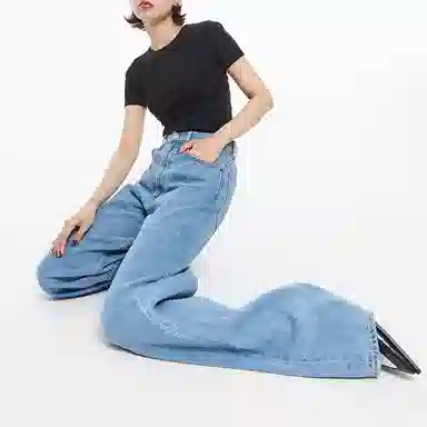 MOUSSY