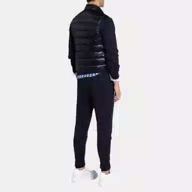 Moncler GUI