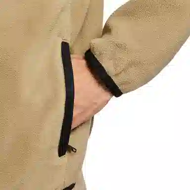 Nike Sportswear Club Therma Fit