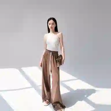 周淼 双压线撞色抽绳运动裤女松紧腰阔腿垂感针织休闲卫裤 女款