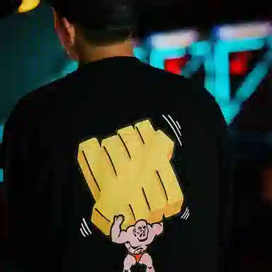 UNDEFEATED FW22 LogoT