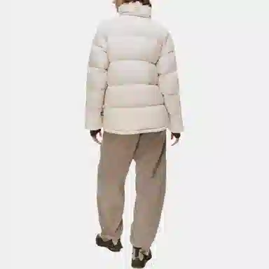 Aritzia Super Puff cliMATTE