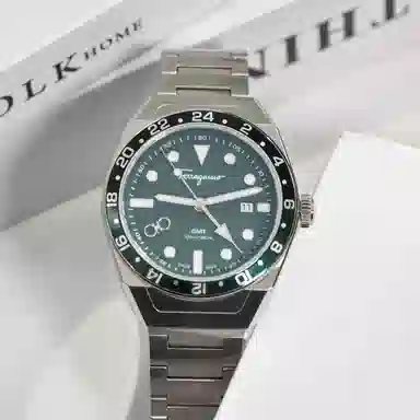 FERRAGAMO 43mm SFKP00523