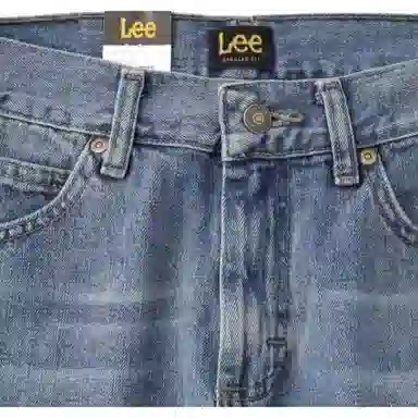 Lee