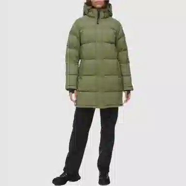 ARITZIA Super Puff cliMATTE Mid 6