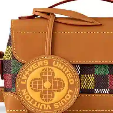 Louis Vuitton Steamer East West