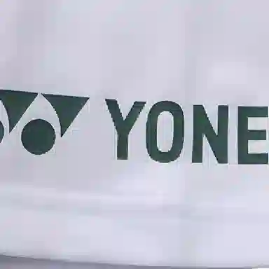 YONEX