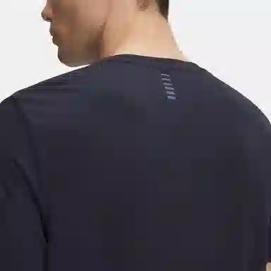 Under Armour Seamless Stride T