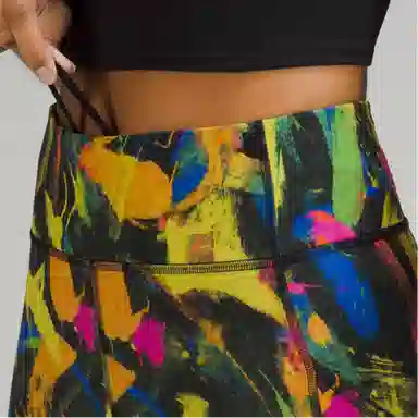 lululemon Invigorate 17"