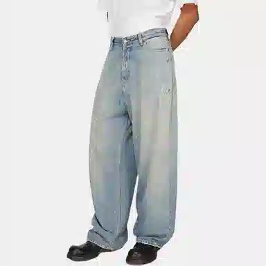 THE SALVAGES FASHION CLUB