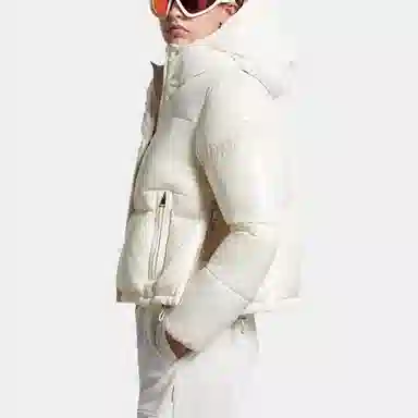 Moncler FW22 Glorietes Logo