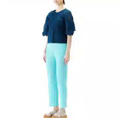 PLEATS PLEASE ISSEY MIYAKE