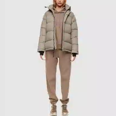 ARITZIA Super Puff cliMATTE Original 5