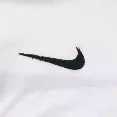 Nike Sportswear Swoosh T