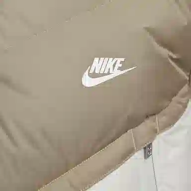Nike SportswearStorm-FIT Windrunner