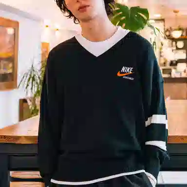 Nike Sportswear Trend V