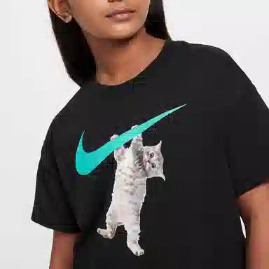 Nike Sportswear T