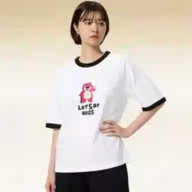 UNIQLO MAGIC FOR ALL TIMELESS T