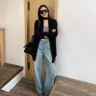 周淼 纯色设计气质高级感开衫针织衫 女款
