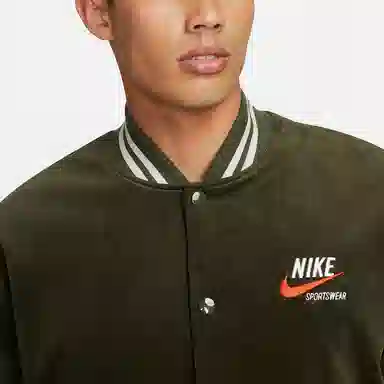 Nike Sportswear Trend