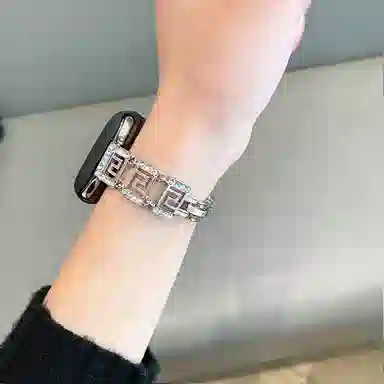 KVZUVUU iwatchS11S10S9S8S7SEUltra2