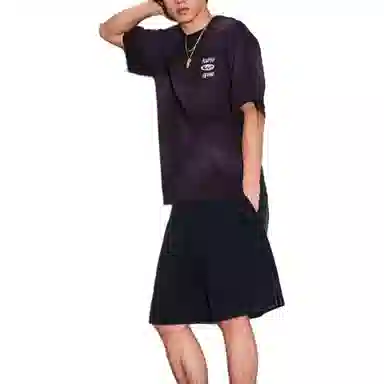HM T