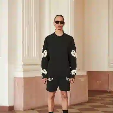 Askyurself Sweater Black