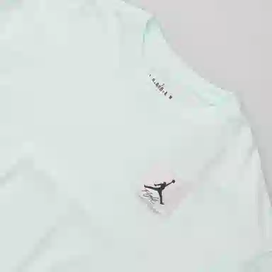Jordan Flight Essentialogo T