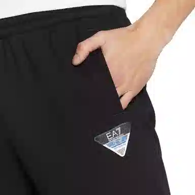 EMPORIO ARMANI FW22 Logo