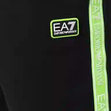 EMPORIO ARMANI SS22 Logo