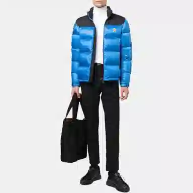Moncler FW22 Logo