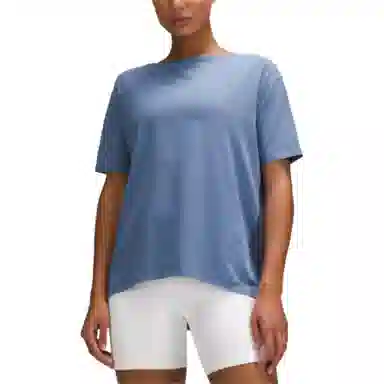 lululemon Back in Action T