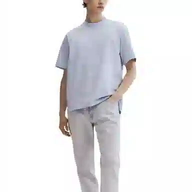 HM T
