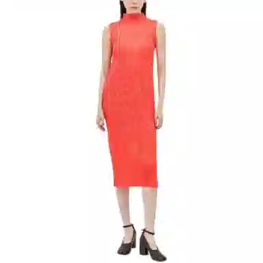 PLEATS PLEASE ISSEY MIYAKE