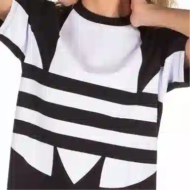 adidas originals LRG Logo