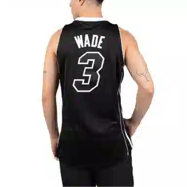 Mitchell Ness x NBA T