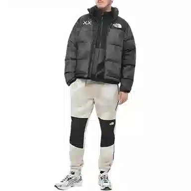 THE NORTH FACE x xx kaws TNF x KAWS FW22 logo