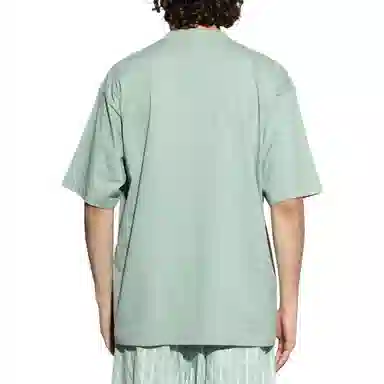 Balenciaga T