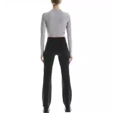 On Studio Long-T Crop T