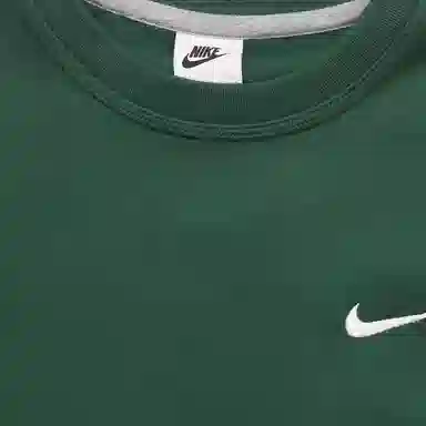Nike Club Fleece Logo